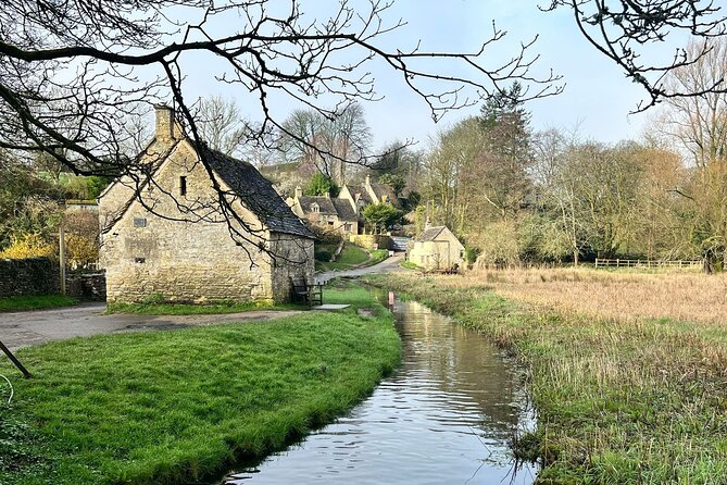 Cotswolds Villages and Oxford Full Day Tour from London - Oxford in two hours: what you can see and what you cannot