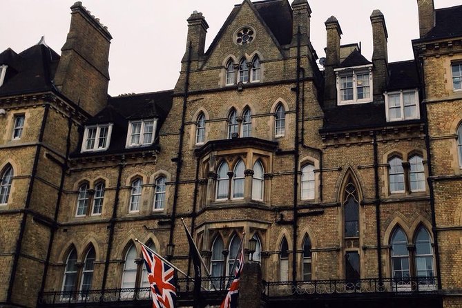 Cotswolds Villages and Oxford Full Day Tour from London - Group size and comfort: the small details that make the day smoother