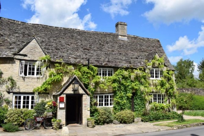 Cotswolds Villages Full-Day Small-Group Tour from Oxford - Burford, the Gateway Town, and Its Old Church Vibe
