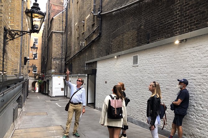 Crime and Policing London Walking Tour - Great Scotland Yard and the Metropolitan Police Revolving Sign