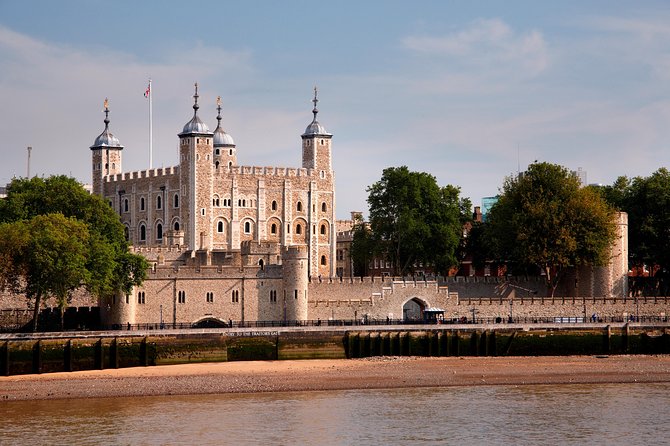 Crown Jewels of London Tour with River Cruise - City of London Drive-By: Bank of England and Mansion House