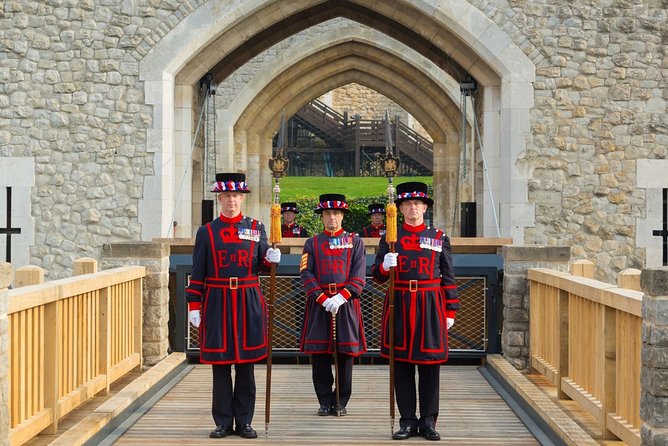 Crown Jewels of London Tour with River Cruise - Tower of London First: Where the Crown Jewels Live