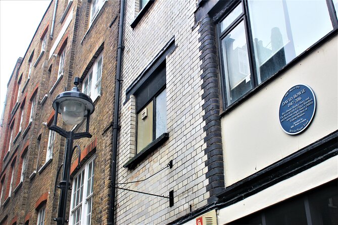 David Bowie Walking Tour of London - Stop 2: Soho and Tin Pan Alley, Plus the Ziggy Stardust Cover Spot