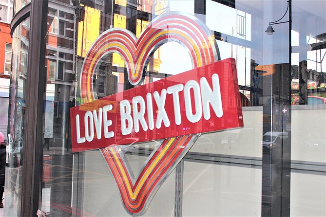 David Bowie Walking Tour of London - Guides and Storytelling Style: What You Should Expect