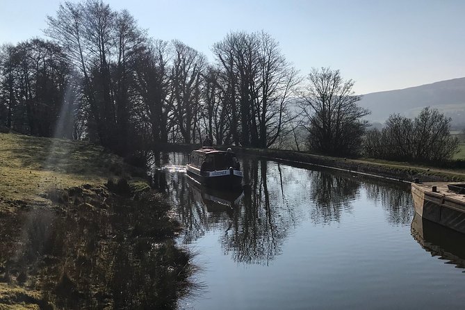 Day Boat Hire - Why captain a day boat in Skipton’s dales