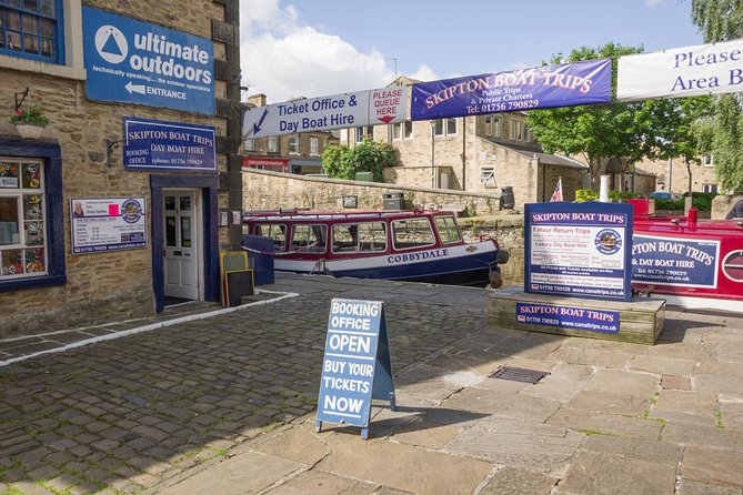 Day Boat Hire - Your training on handling, water safety, and gate work