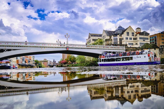 Daytime Sightseeing Boat Cruise in York - Captain Commentary: What You Hear and How to Hear It