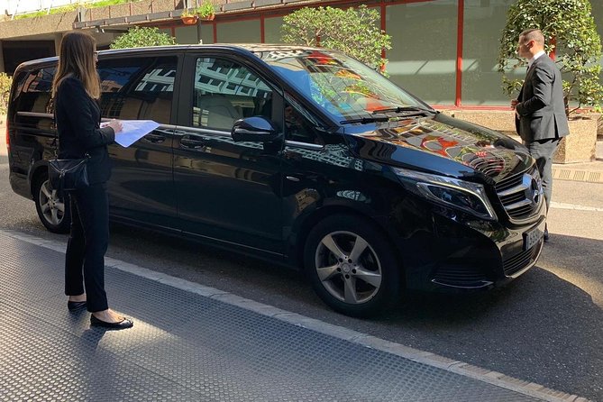 Departure from Central London to Heathrow Airport by Luxury Van - Luxury Van to Heathrow: What This Transfer Really Delivers