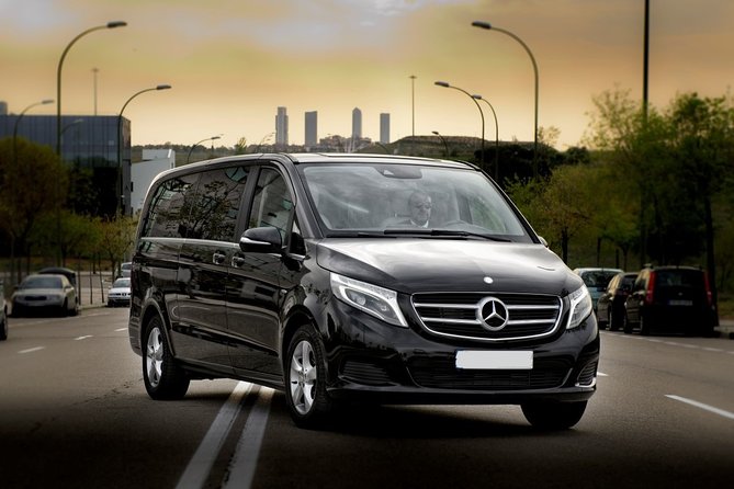Departure from Central London to Heathrow Airport by Luxury Van - The Drive to LHR: Timing, Routes, and the Stress Test