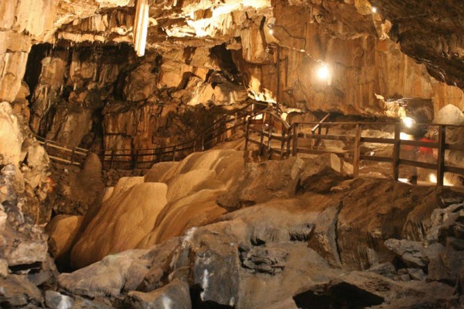 Derbyshire & the Peak District from Manchester - Peak Cavern option: caving history and a big natural entrance
