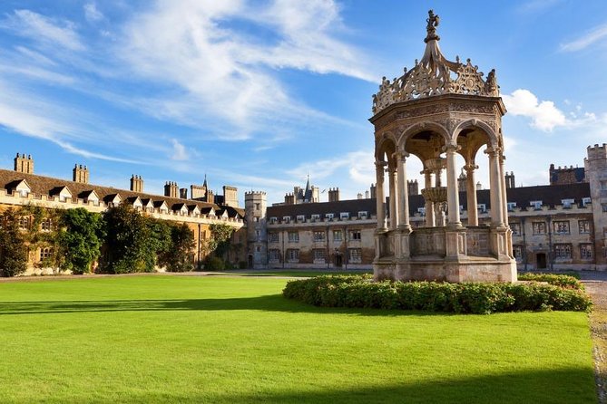 Discover Oxford and Cambridge with Guide from London by Coach - Cambridge stop: Senate House, the Corpus Clock, and a precise kind of wonder