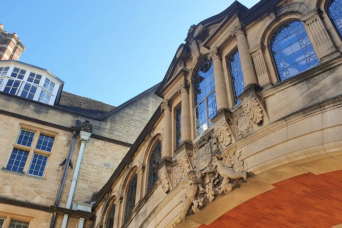 Discover Oxford University with Recent Graduate - All Souls, St Mary the Virgin, and the Narnia connection in Saint Mary’s Passage