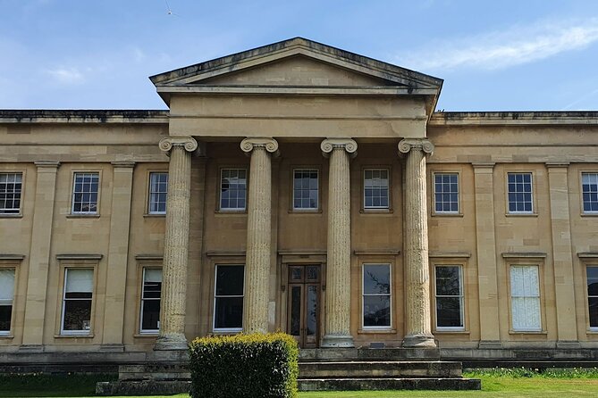 Discovering Cheltenham: A Self-Guided Audio Tour - Why a self-guided Cheltenham walk works so well