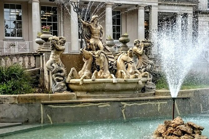 Discovering Cheltenham: A Self-Guided Audio Tour - The Wilson start: where the story begins and how the app behaves