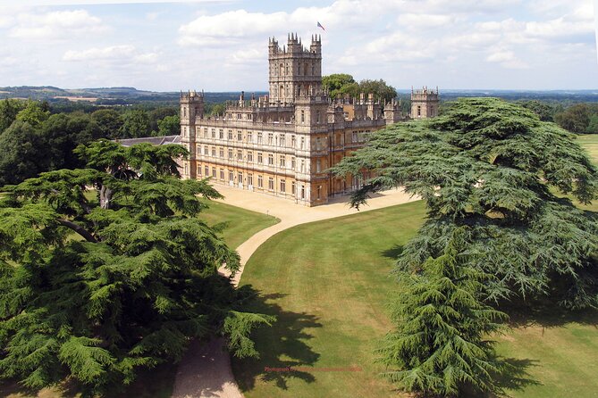 Downton Abbey & Highclere Castle Tour from London, with Oxford - Comfort, group size, and hearing the guide
