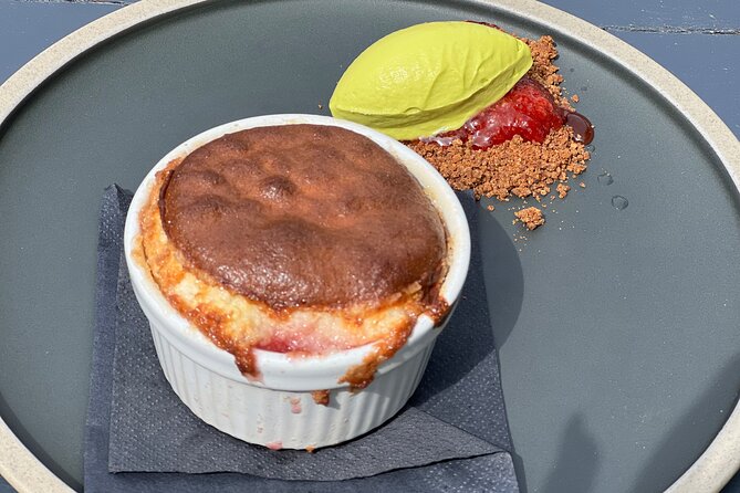 Durham Food Tour - Group size and pacing: what a max of 10 changes