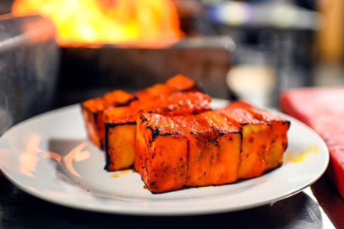 East London Indian Food Tour with 8+ Authentic Food Tastings - Drinks included: how to decide when you want a cold beer