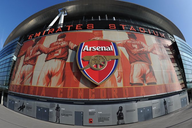 Emirates Stadium and Arsenal Museum Entrance Ticket Including Audio Guide - The most common snags: queues, automated audio, and blocked access