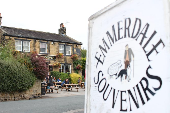 Emmerdale Classic Locations Bus Tour from Leeds - Key things that make this tour worth your time