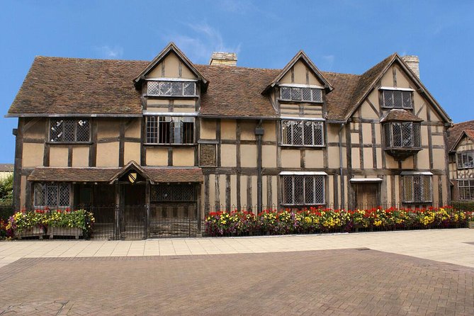 England in One Day: Stonehenge, Bath, the Cotswolds and Stratford-upon-Avon Day Trip from London - Bath’s Georgian main event, plus Abbey and Roman Baths choices