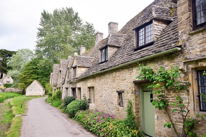 Explore the Cotswolds (Private Day Tour from London) - Upper and Lower Slaughter, the quick photo option