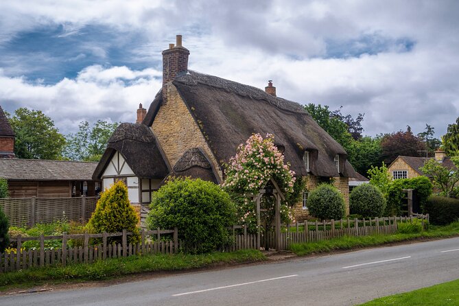 Explore the Hidden Gems of Cotswolds Private Tour - Bourton-on-the-Water: river bridges, Birdland, Model Village, and Brum