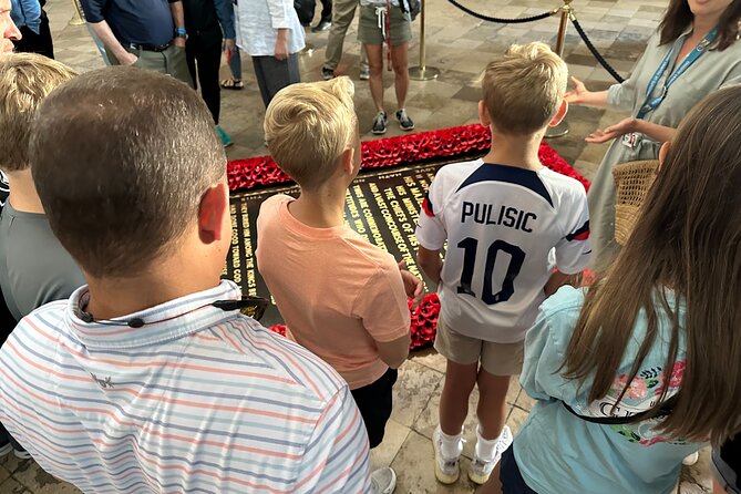 Fast Access Westminster Abbey Private Tour with a London Blue Badge Guide - Royal Tombs and the Abbey’s royal power centers
