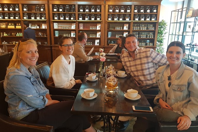 Food & Drink walking tours In London. Discover the East End of London. - A 3-hour East End food walk for small groups of five