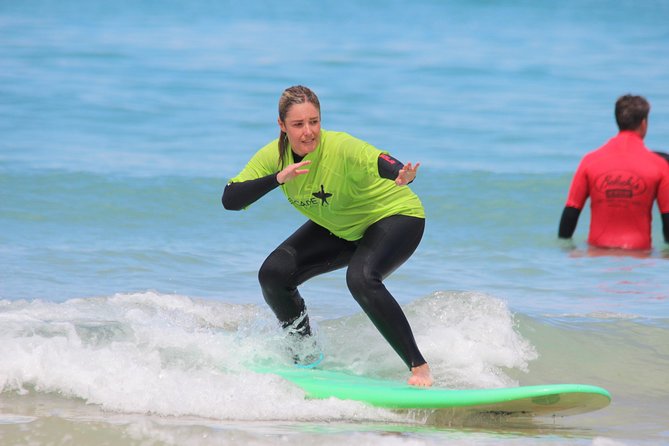 Full-Day (2 x 2 hr lessons) Surf Experience Newquay: All levels - Gear, Hot Showers, and the Comfort Details That Save You