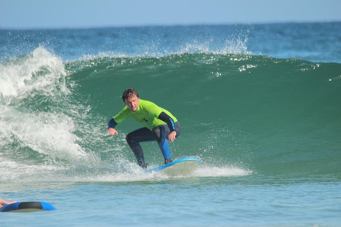 Full-Day (2 x 2 hr lessons) Surf Experience Newquay: All levels - Small Group Coaching (Up to Four) and How It Feels