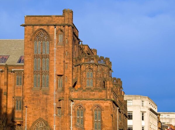 Fun, Flexible Treasure Hunt Around Manchester with Cryptic Clues & Hidden Gems - Why a smartphone treasure hunt fits Manchester so well