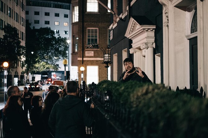 Ghost, Ghouls and Gallows Tour : Guided Tour with Boat Ride - St. James’s Palace Tales and the Finish at Tower Hill