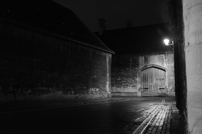 Ghost Tour of Oxford - What makes the ghost stories feel like entertainment, not lectures