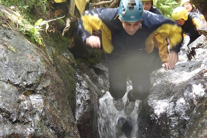 Ghyll Scrambling Water Adventure in the Lake District - Cold water, wetsuit quality, and how to mentally prepare