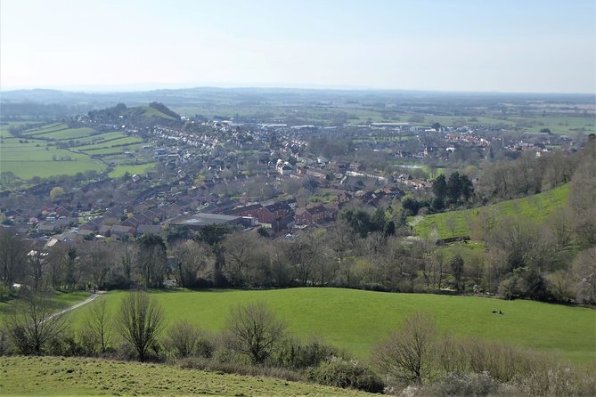 Glastonbury Tour - Private Tour from Bath - Walking Glastonbury Center and Spotting the Thorn