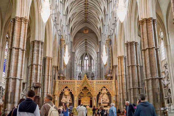Go City London Explorer Pass: 2-7 Things To do including Shard - Royal London in a day: Tower of London, Westminster Abbey, Tower Bridge