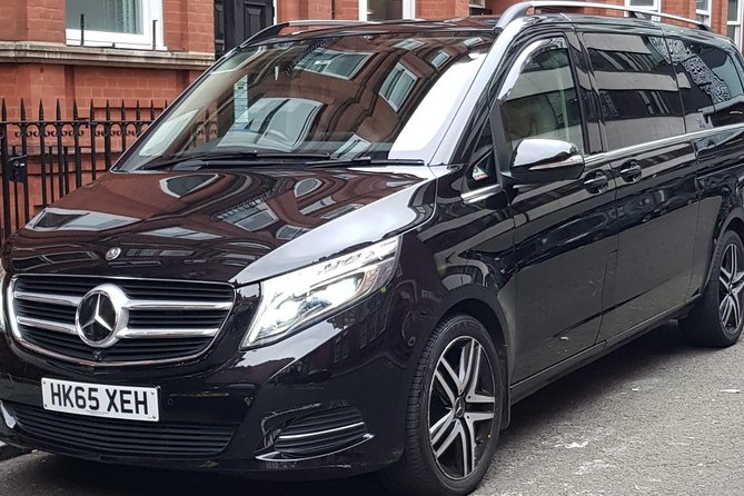 Half day London Private Tour in Executive Luxury Vehicle - Westminster Abbey: worship access versus visitor entry