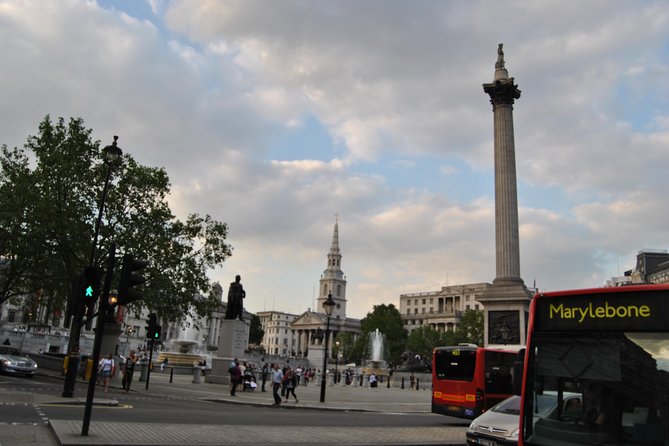 Half-Day Private Chauffeur-Driven Tour of London - Buckingham Palace outside and Trafalgar Square: classic stops, quick wins