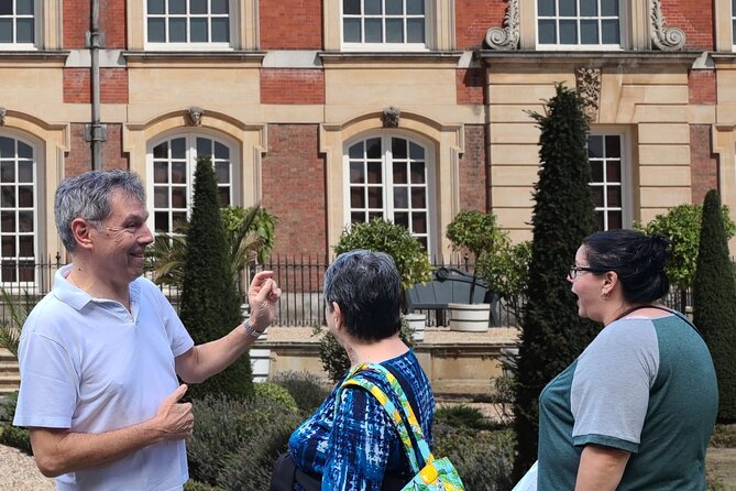 Hampton Court Guided Tour. Full day Access & High Tea - Stop 2: The guided palace walk, where Tudor drama becomes understandable