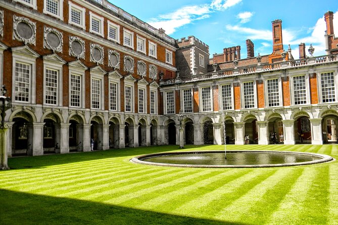 Hampton Court Guided Tour. Full day Access & High Tea - After your guided time: how to use the palace access you paid for