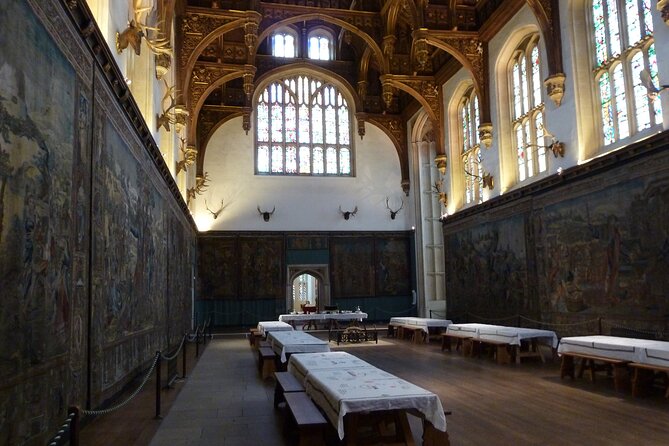 Hampton Court Palace Private Guided Tour - Price and value: what $239.94 really buys you