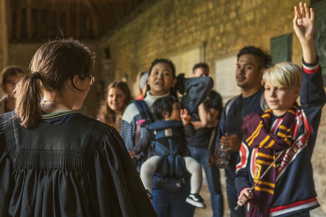 Harry Potter Walking Tour of Oxford Including New College - From Blackwell’s to the Hogwarts bookish vibe: first stop in Oxford