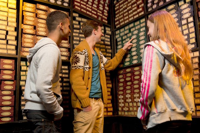 Harry Potter Warner Bros. Studio Tour London from King's Cross - Food, lines, and gift shop time without stress