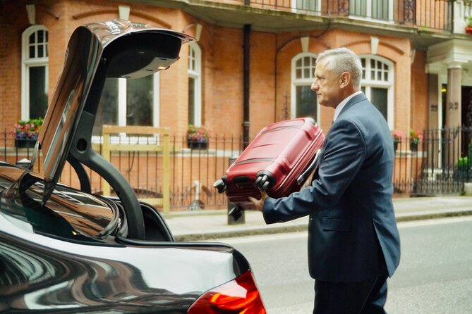Heathrow Airport Taxi - Private Transfer to/from London - Who this transfer suits best, and who should think twice