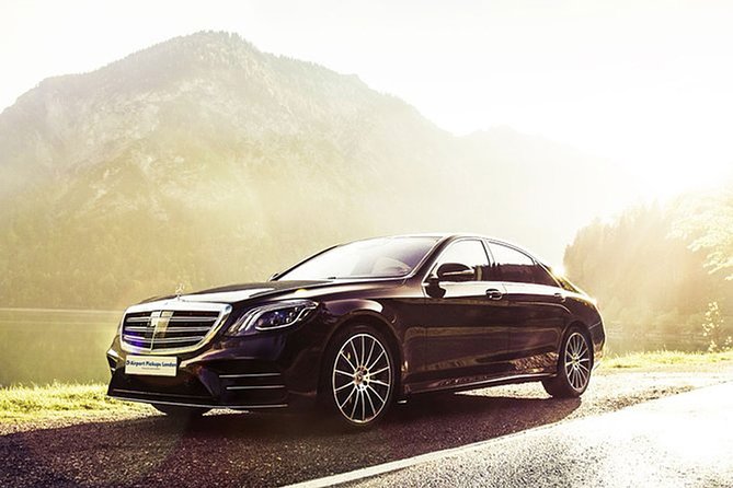 Heathrow Airport to Brighton private taxi transfers - Price and value: $263.28 per group for a stress-reducing first hour