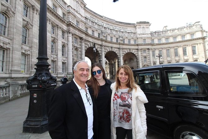 Heathrow Layover Experience: Private Full-Day Black Cab Tour - Westminster, Buckingham, and Parliament: the royal and political sweep