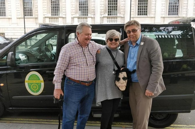 Heathrow Layover Experience: Private Full-Day Black Cab Tour - Whitehall to Hyde Park: guard views, iconic streets, and major landmarks
