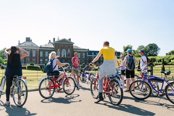 Highlights of Royal London Bike Tour including Hyde Park - The London Eye stop, and what is not included