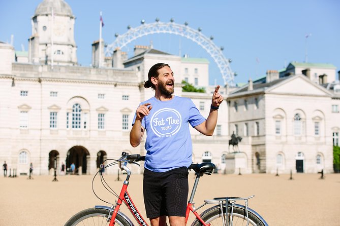 Highlights of Royal London Bike Tour including Hyde Park - The heart of the route, Westminster to Trafalgar Square