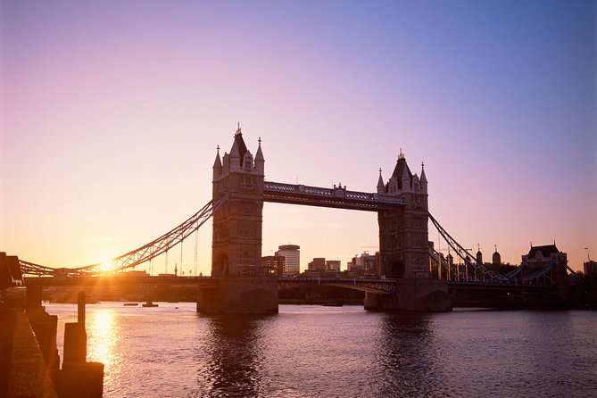 Highlights of Royal London Bike Tour with River Cruise Package - Why This Half-Day Thames Bike Route Feels Like London, Not a Checklist